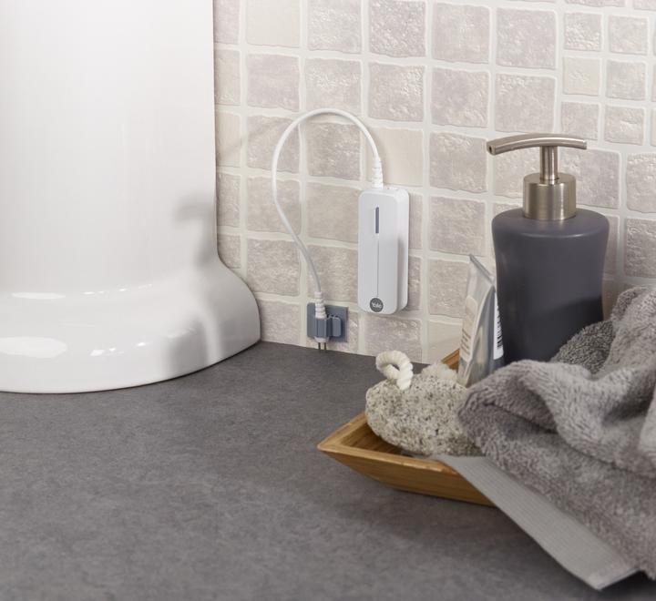 Actual product image Yale Smart Home Leak Detector
