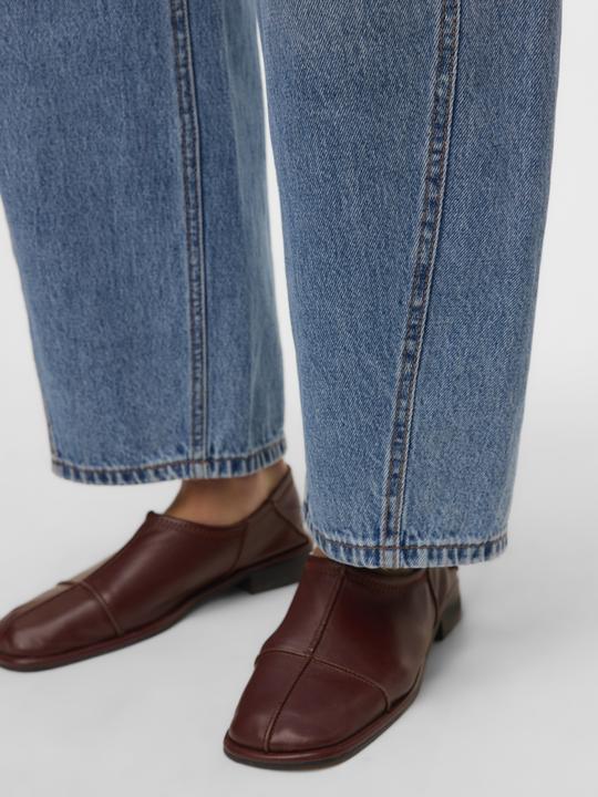 Actual product image Vero Moda VMZELDA Hohe Taille Barrel Fit Jeans Straight-Fit (W25/L32)