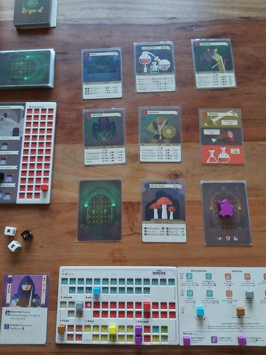 Immagine prodotto Asmodée Mini Rouge (ARENP20051) (Francese, 1 - 2 Giocatori)