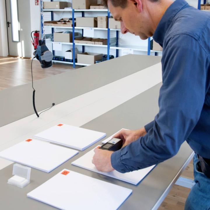 Actual product image PCE Instruments Colorimeter