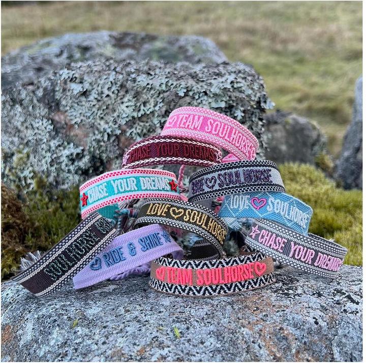 Produktbild Soulhorse Stoffarmband Team (24 cm)