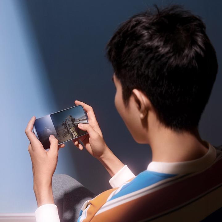 Produktbild Baseus Panzerglas mit Sichtschutz (1 Stk., Apple iPhone 15 Pro)