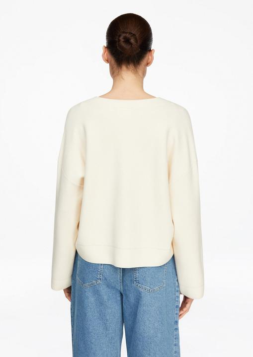 Produktbild Comma Moderner Half-Milano V-Neck Cardigan mit Signature-Knöpfen (40)