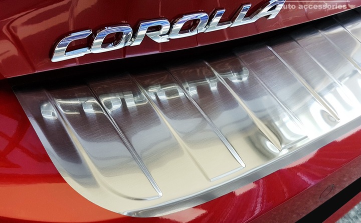 Produktbild Avisa Edelstahl Ladekantenschutz für Toyota Corolla Limousine Steilheck ab 2019 bis heute (Heck)
