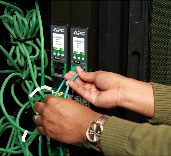 Actual product image APC NS Rack PDU Adv SWD 7.4kW 1PH 230V 32A