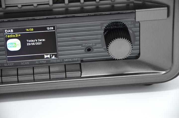 Produktbild Roadstar HRA-270 D+ BT (DAB+, FM, Bluetooth)