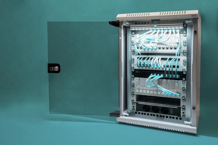 Produktbild Digitus Kombi-Wandgehäuse 254 mm (10") und 482,6 (19") mm (10 Zoll Rack)