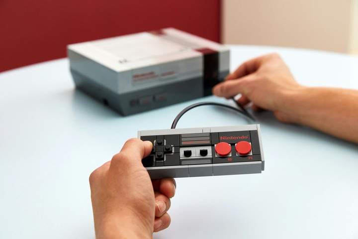 Actual product image LEGO Nintendo Entertainment System (71374, LEGO Rare Sets)