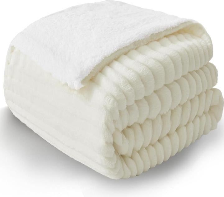 Produktbild Wave Sherpa Kuscheldecke (150 x 200 cm)