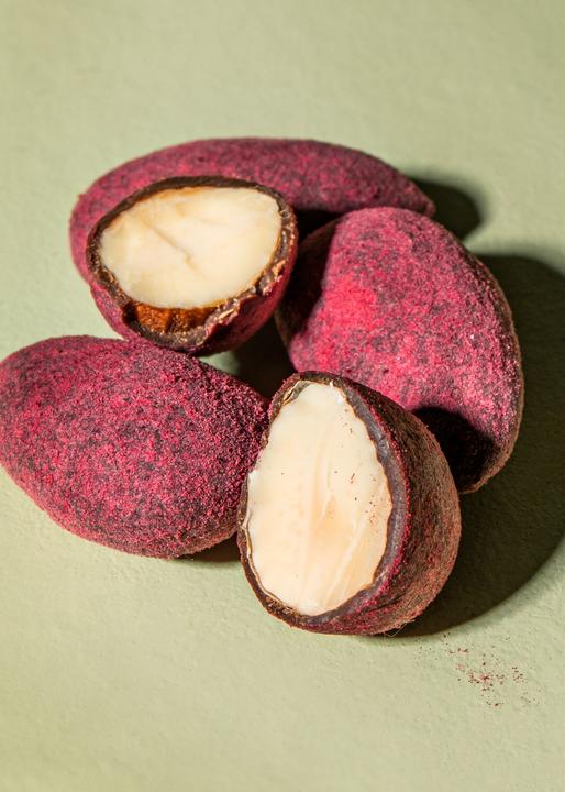 KoRo Amandes enrobées de chocolat noir avec de la poudre de framboise lyophilisée (1000 g)