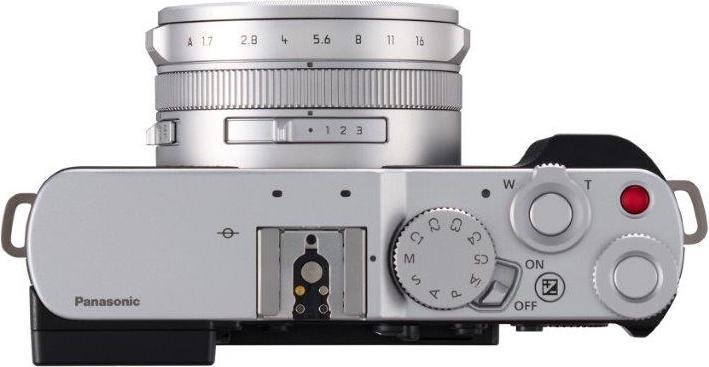 Productafbeelding Panasonic Lumix L10 (24 - 75 mm, 20.40 Mpx, 4/3)