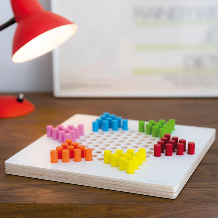 Produktbild Remember Halma-Spiel (Multilingual, 2 - 6 Spieler)