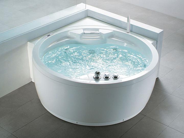 Image du produit Beliani Baignoire-jacuzzi avec haut-parleur Bluetooth blanc modèle d'angle 150 x 114 cm MILANO (181 cm, 150 cm)