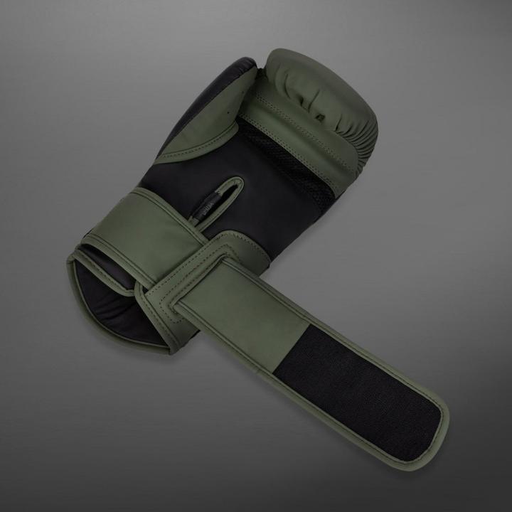 Actual product image Venum Challenger 4.0 Boxing Gloves (16 OZ)