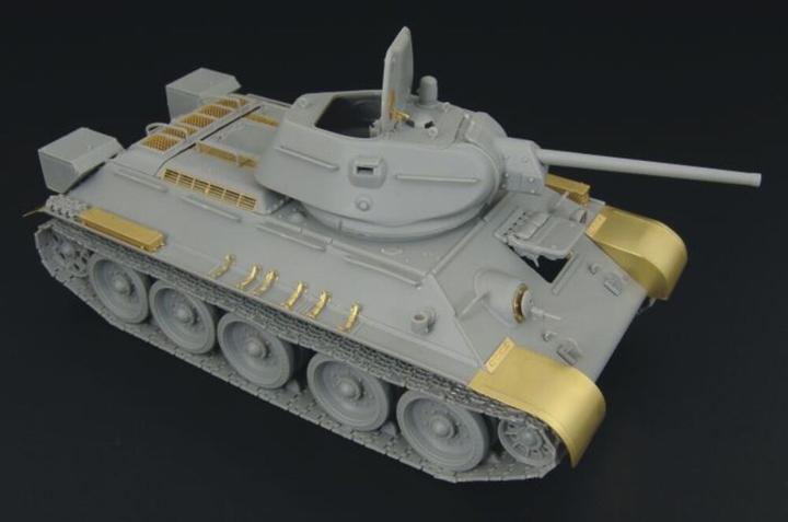 Immagine prodotto Hauler T-34-76 1942 Fabbrica n. 112