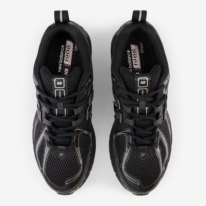 Image du produit New Balance M1906RCH (40)