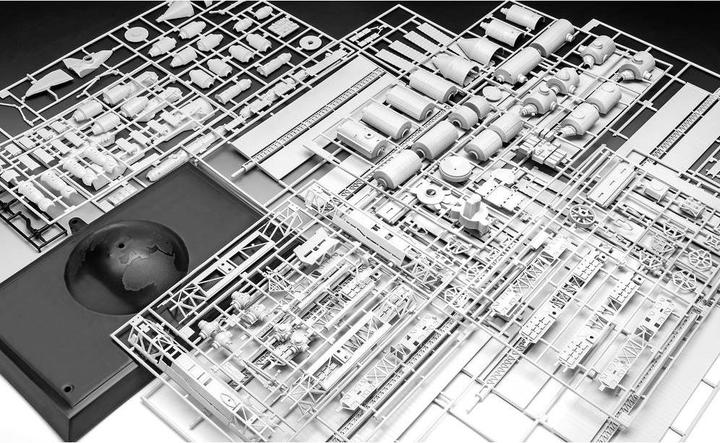 Actual product image Revell Space Station