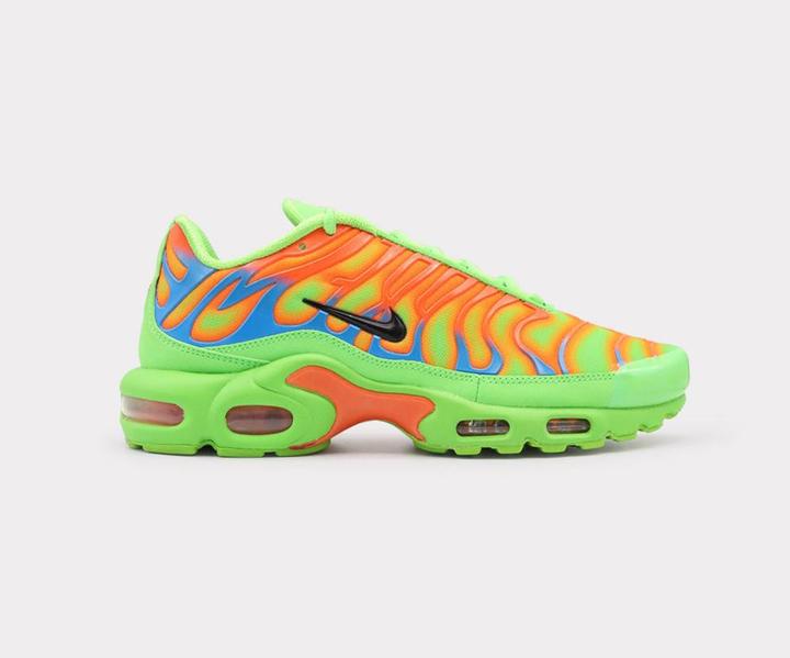 Nike Air Max Plus x Supreme (44)