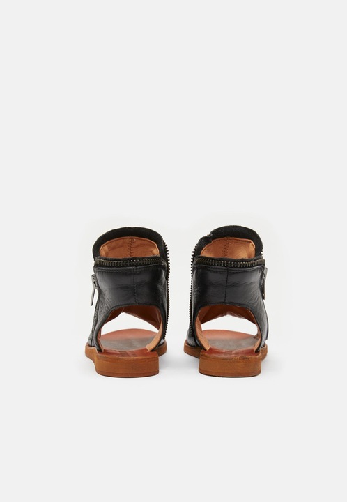 Produktbild Felmini Die Wide fit CAROLINA W095 kombiniert Stil und Komfort und wurde speziell für Personen entwi (36)