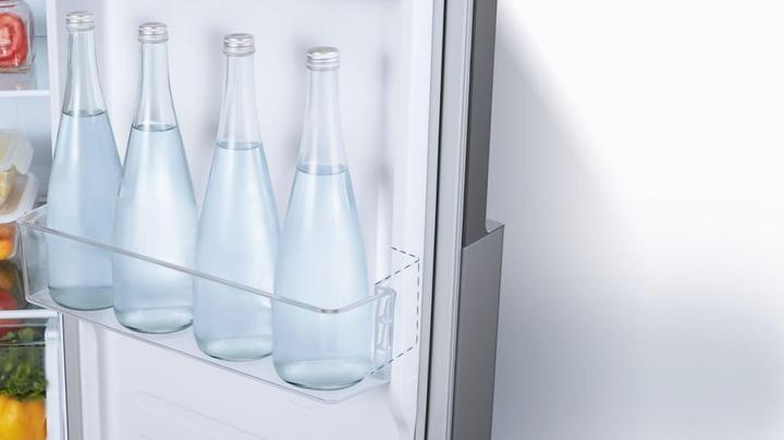 Actual product image Hisense RS677N4BIE Side-by-Side Fridge Combination Freestanding E (519 l)
