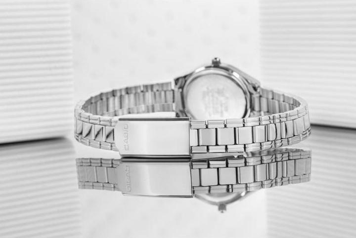 Produktbild Casio Damenuhr LTP-1275D-7ADF + BOX (Analoguhr, 25 mm)