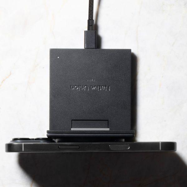 Actual product image Native Union Rise Solo Qi2 Wireless Charger Black (15 W)