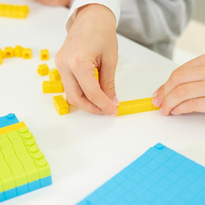 Produktbild Miniland Activity Base 10 Box (121 Teile)