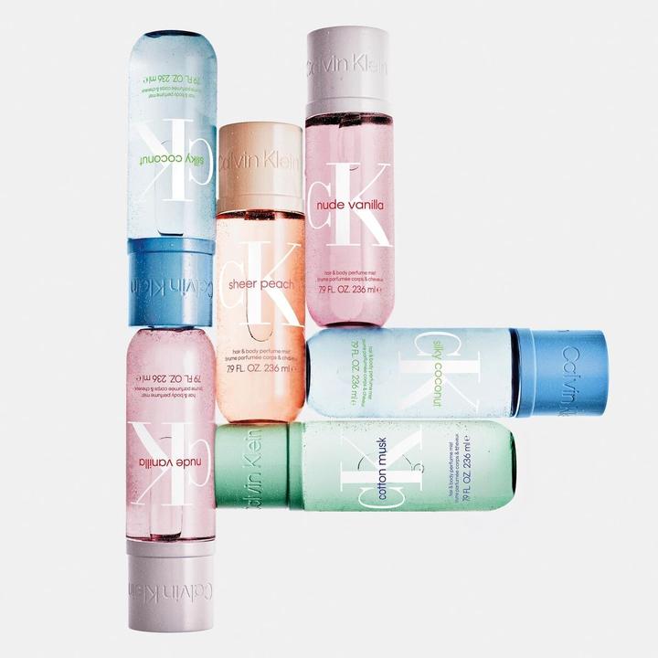 Produktbild Calvin Klein Silky Coconut (236 ml, Body Mist, Körper- & Haarduftspray, Blumig, Kokosöl, Vanille)