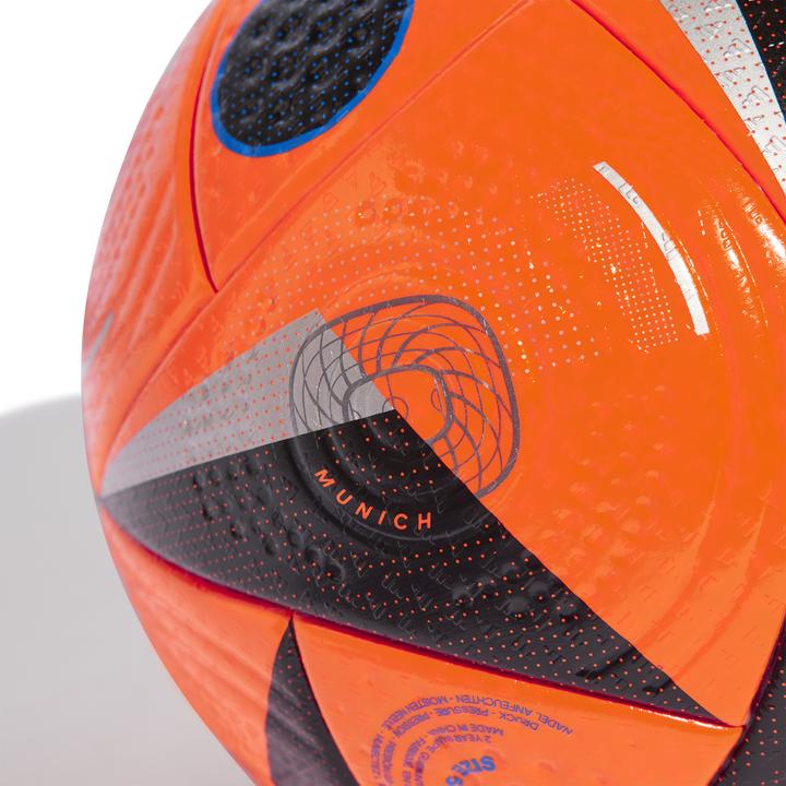 Produktbild adidas Piłka Euro24 Pro Winter Fussballliebe IN9382 (5)