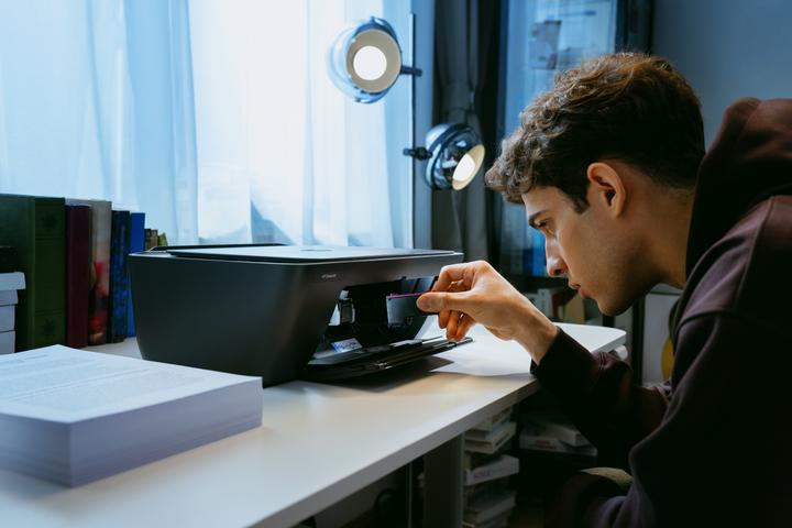 Produktbild HP DeskJet 2920 All-in-One (Tintenpatrone, Farbe)