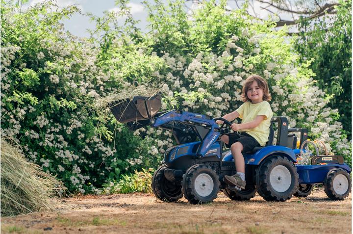 Produktbild Falk Toys New Holland Traktor + Anhänger
