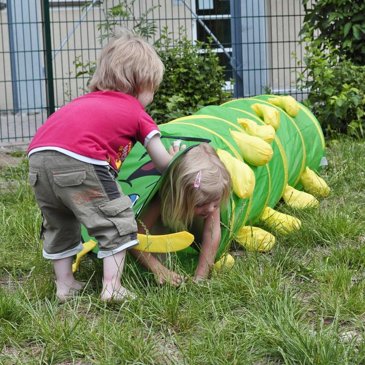 Immagine prodotto Knorrtoys Spieltunnel "Hugo" caterpillar