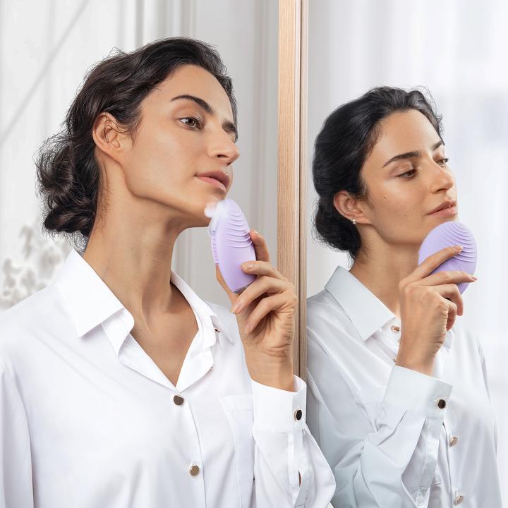 Actual product image Foreo Luna Lavender