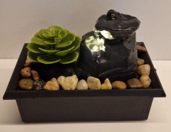 Arti Casa Fountain with artificial plant