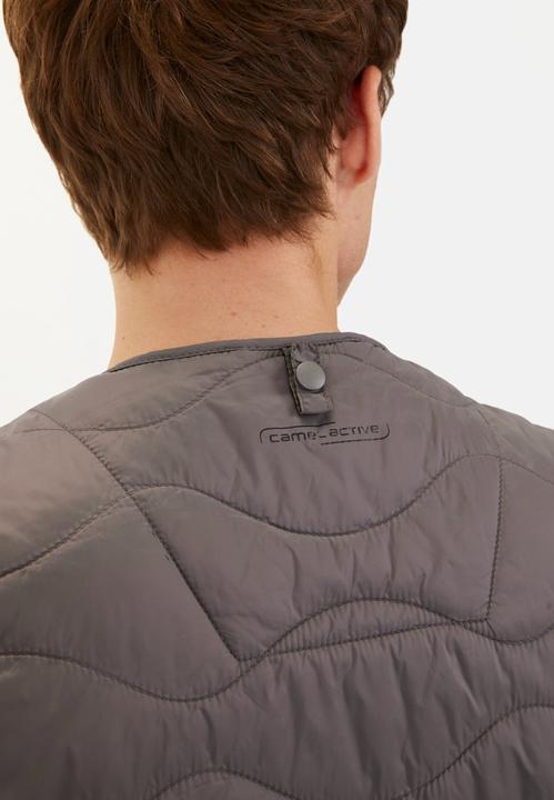 Actual product image Camel Active Outdoor Weste aus recyceltem Polyamid (50)