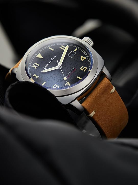 Actual product image Spinnaker SP-5071-01 Hull Automatic 42mm 10ATM (42 mm)