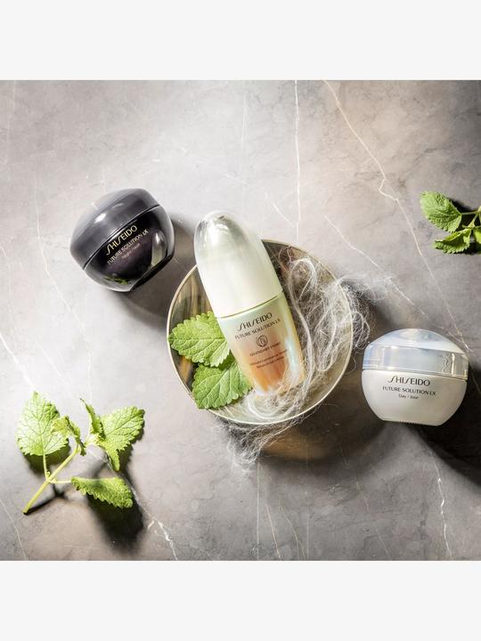 Actual product image Shiseido Future Solution Total Protective Cream SPF20 (50 ml, Day cream, SPF 20)