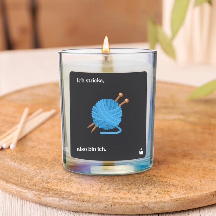 Produktbild Chatty Candles Duftkerze Flowery Ich stricke, also bin ich.