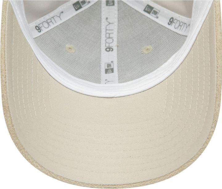 Actual product image New Era 9Forty Towel New York Yankees