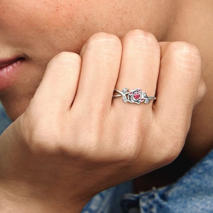 Immagine prodotto Pandora Disney La Bella e la Bestia Rose Ring (48, 925 Argento)