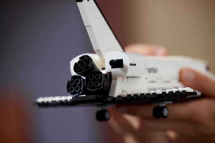Immagine prodotto LEGO Jumbo per il trasporto dello Space Shuttle (10360, LEGO Icons)