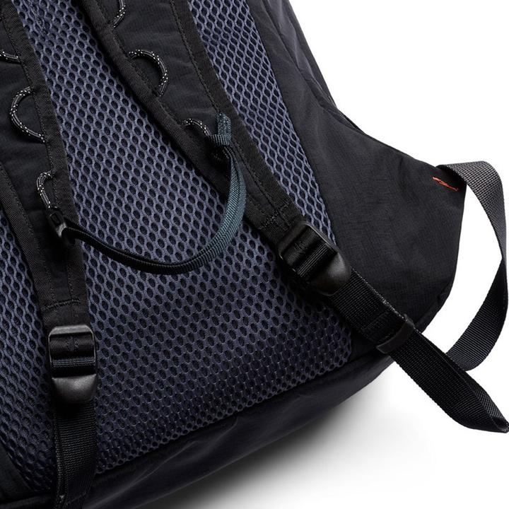 Actual product image Bellroy Lite Daypack (20 l)