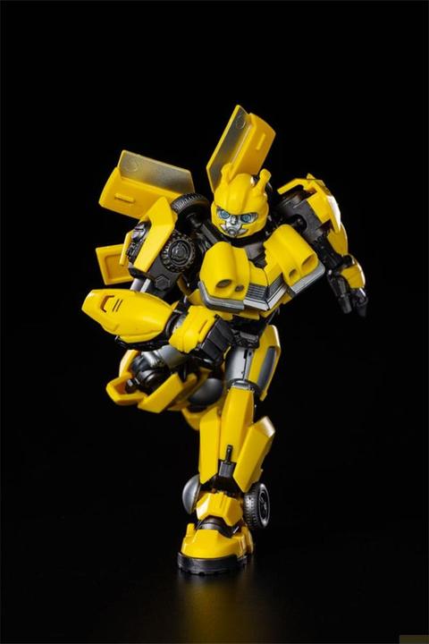 Actual product image Blokees Transformers Plastic Model Classic Class 02 Bumblebee 25 cm