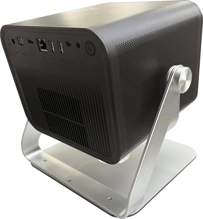 Produktbild Infocus Crusader Grand Master mit Standfuss IN3038SL (Full HD, 1.2:1)