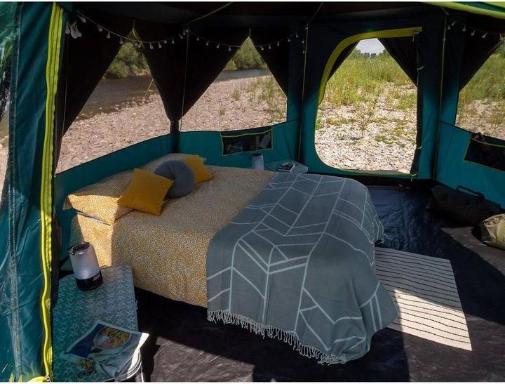 Actual product image Coleman BlackOut (Dome tent, 20.60 kg, 8 persons)