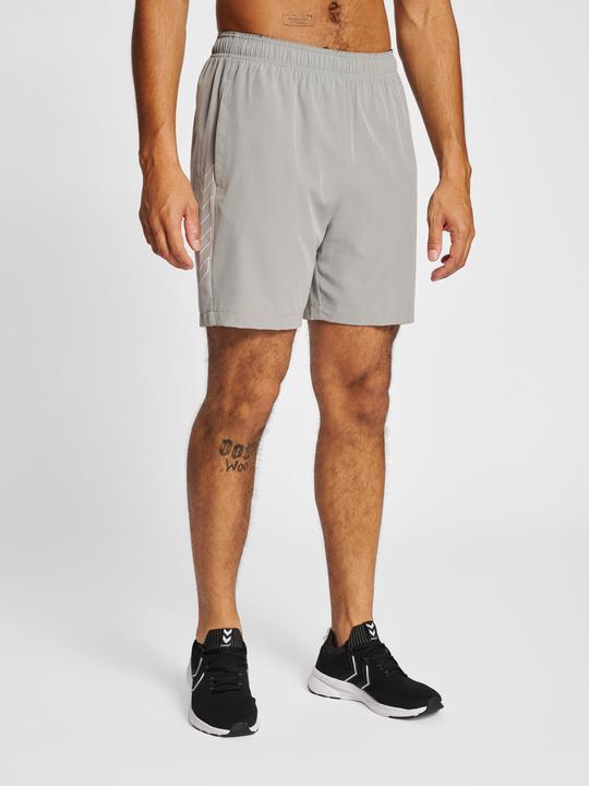 Actual product image hummel hmlTE BASE WOVEN SHORTS (XXL)