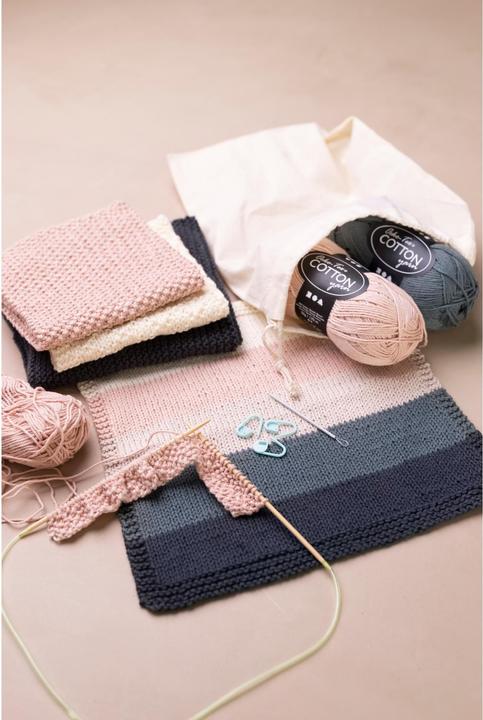 Actual product image Creativ Company Starter Knitting Kit