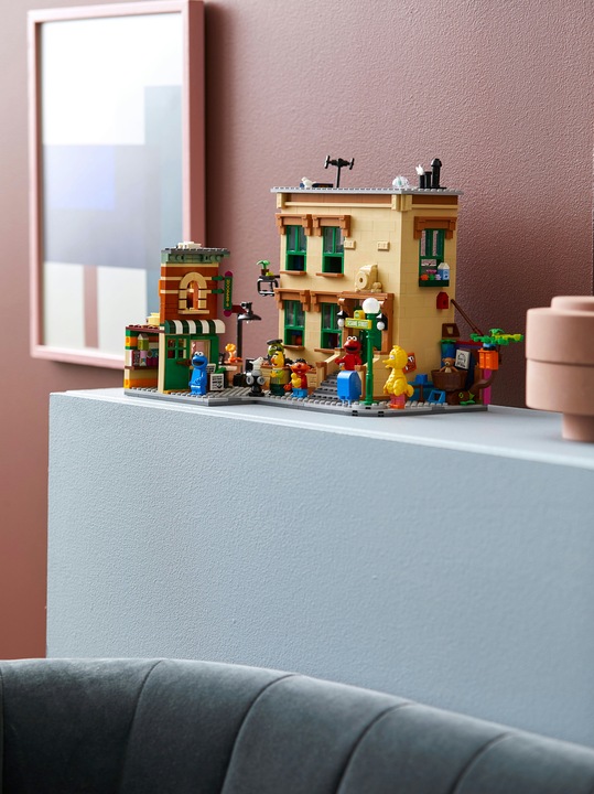Actual product image LEGO 123 Sesame Street (21324, LEGO Ideas, LEGO Rare Sets)