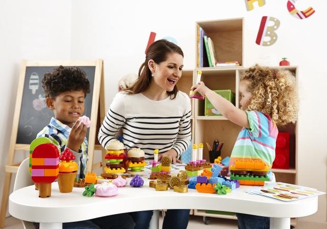 Actual product image LEGO DUPLO Education Café (45004)