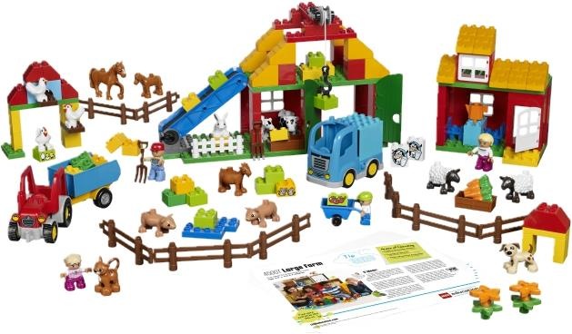 Actual product image LEGO Large Farmhouse (45007)